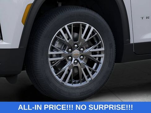 New 2027 Chevrolet Traverse LT FWD image 19