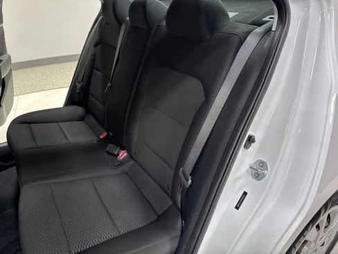 Used 2019 Hyundai Elantra SE w/ Cargo Package FWD image 22