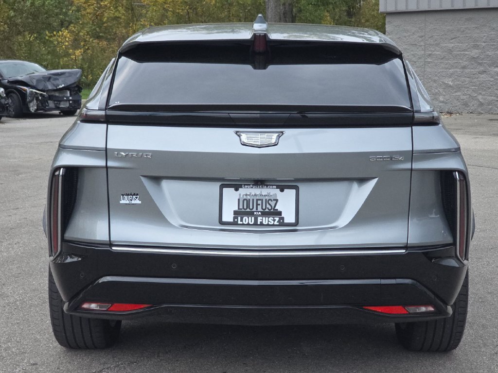 Used 2024 Cadillac Lyriq Tech w/ Driver Assist Package AWD/4WD image 15