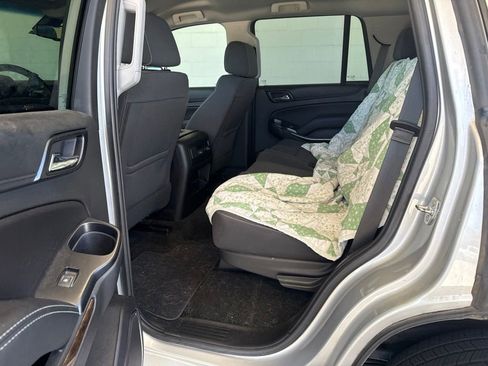 Used 2018 Chevrolet Tahoe LS RWD image 7