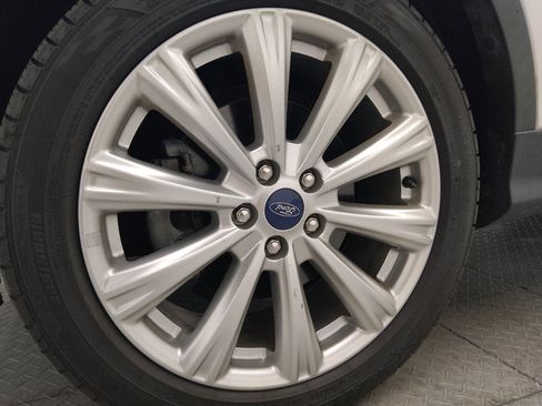 Used 2019 Ford Escape SEL FWD image 31
