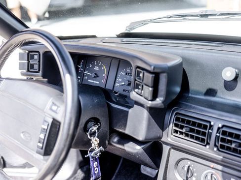 Used 1993 Ford Mustang LX RWD image 35
