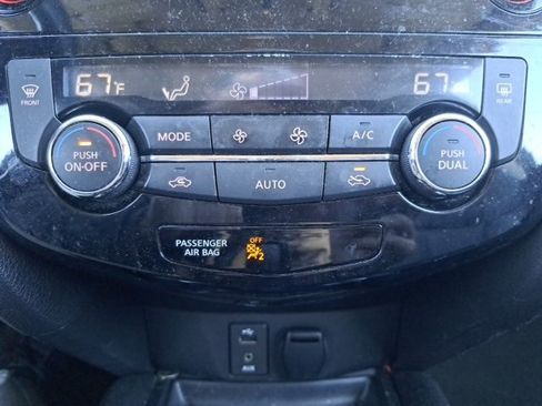 Used 2015 Nissan Rogue SL w/ SL Premium Package image 23