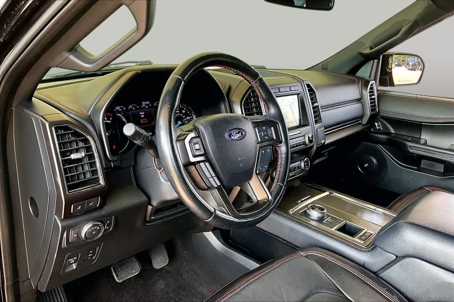 Used 2021 Ford Expedition Limited RWD image 16