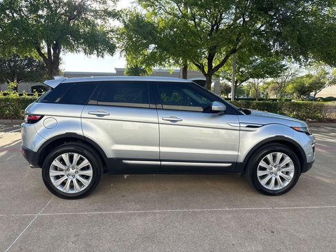 Used 2018 Land Rover Range Rover Evoque HSE image 8