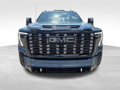 New 2026 GMC Sierra 2500 Denali Ultimate AWD/4WD image 2