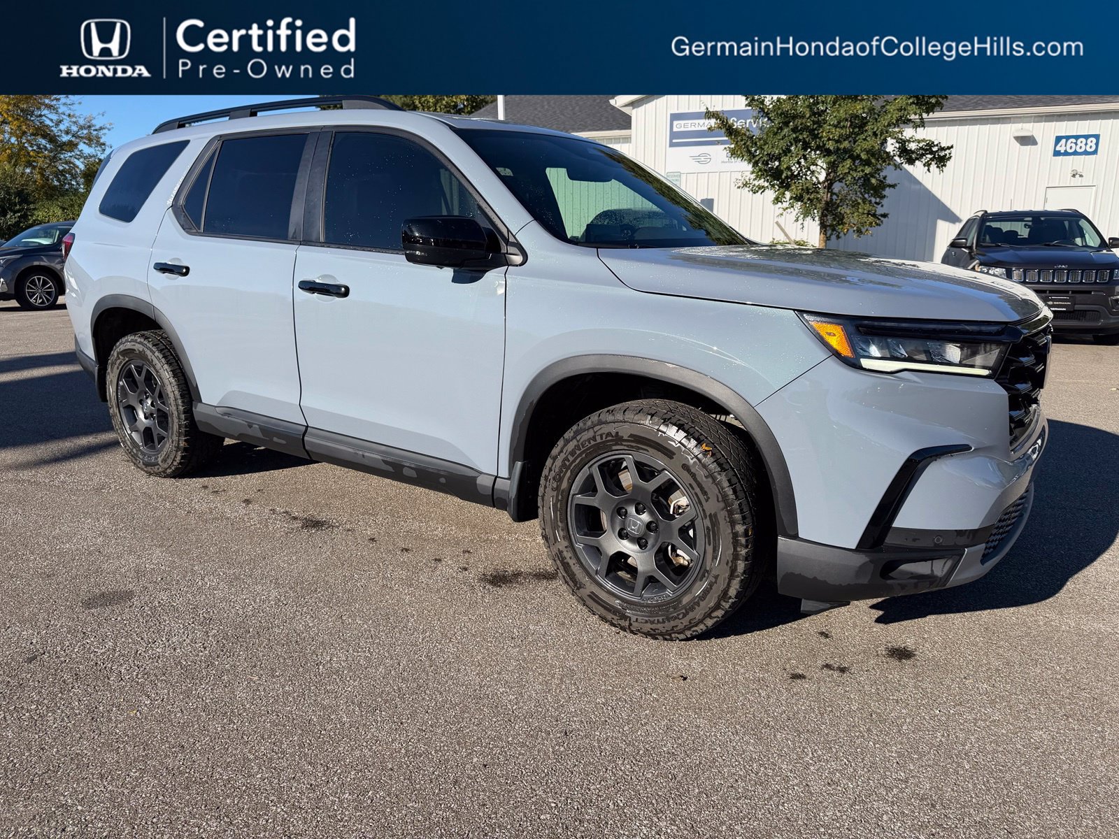 Used 2024 Honda Pilot TrailSport image 3