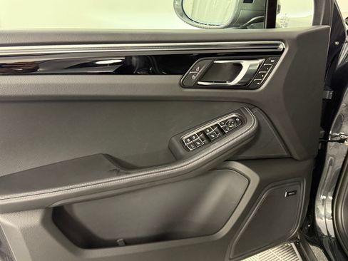 Certified 2026 Porsche Macan Turbo AWD/4WD image 14
