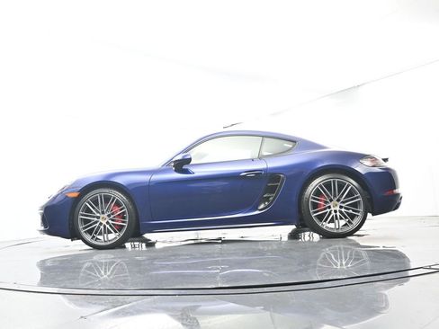 Certified 2025 Porsche 718 Cayman S RWD image 46