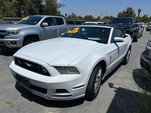 Used 2014 Ford Mustang Premium w/ Equipment Group 202A RWD image 33
