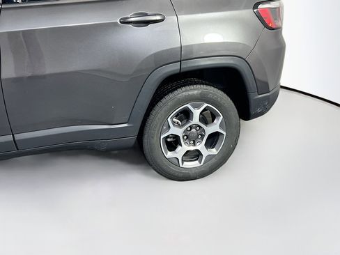 Used 2022 Jeep Compass Trailhawk w/ Sun and Sound Group image 29