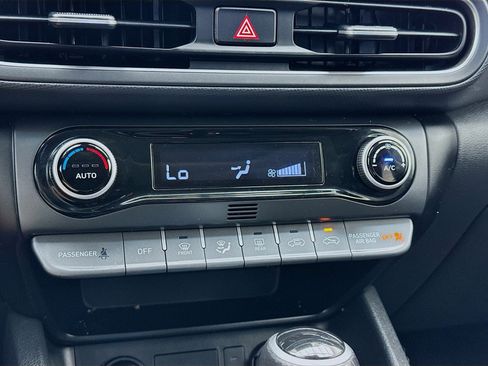 Used 2022 Hyundai Kona SEL w/ Convenience Package image 12
