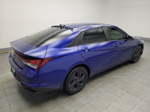 Used 2022 Hyundai Elantra SEL w/ Convenience Package FWD image 10