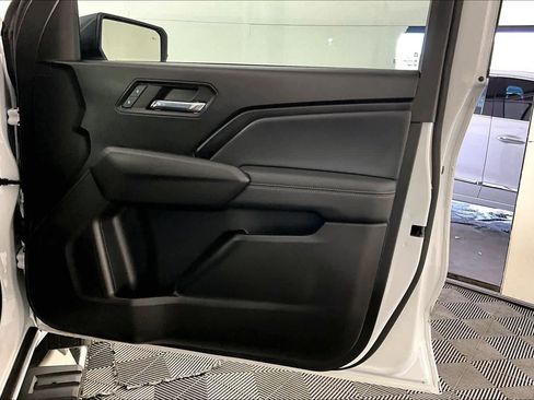 Certified 2024 Chevrolet Colorado LT w/ LT Convenience Package III image 22