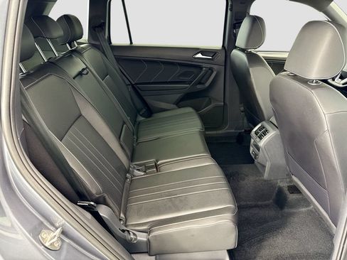 Certified 2024 Volkswagen Tiguan SE R-Line AWD/4WD image 20