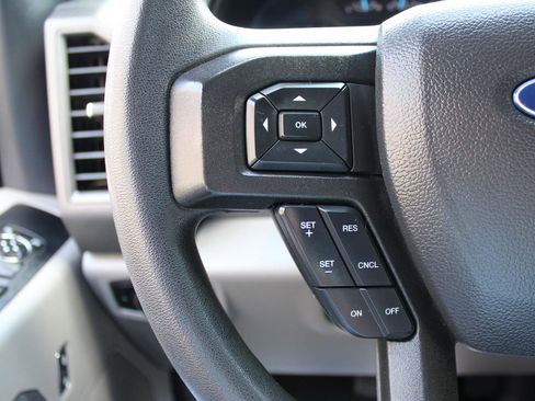 Used 2022 Ford F250 XL w/ Power Equipment Group image 24