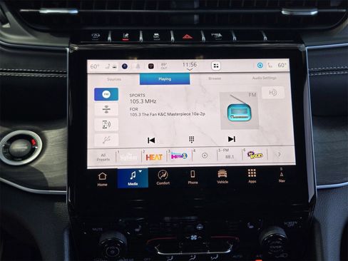 New 2025 Jeep Grand Cherokee L Limited w/ Trailer Tow Package AWD/4WD image 18