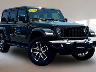 Used 2024 Jeep Wrangler Unlimited w/ Convenience Group