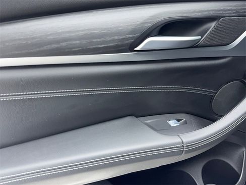 Used 2023 BMW X4 xDrive30i w/ M Sport Package image 45