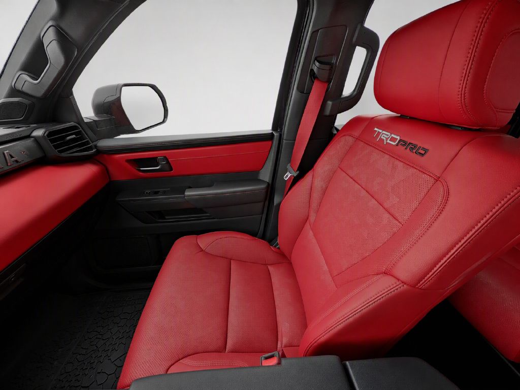Used 2025 Toyota Tundra TRD Pro AWD/4WD image 13