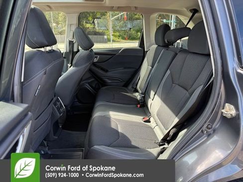 Used 2020 Subaru Forester Premium w/ Popular Package #1 AWD/4WD image 11