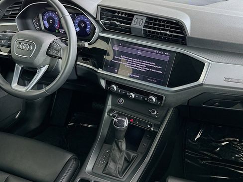 Used 2023 Audi Q3 2.0T Premium w/ Black Optic Sport Package AWD/4WD image 6