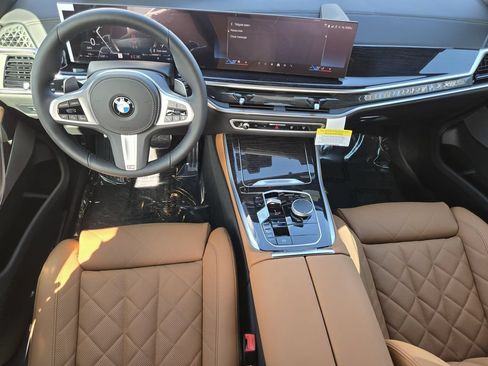 Used 2026 BMW X5 xDrive40i w/ M Sport Package AWD/4WD image 29