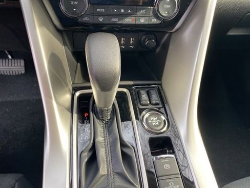 New 2026 Mitsubishi Eclipse Cross SE image 28