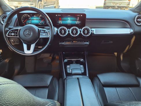 Used 2021 Mercedes-Benz GLB 250 image 7
