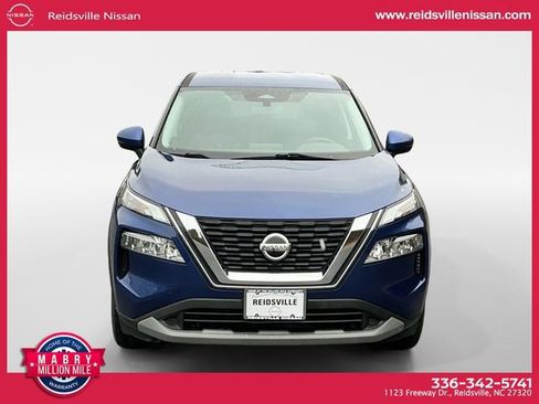 Used 2021 Nissan Rogue SV image 9