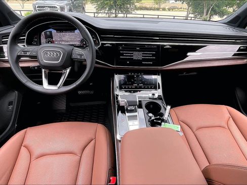 Used 2026 Audi Q7 3.0T Premium Plus w/ Premium Plus Package AWD/4WD image 16