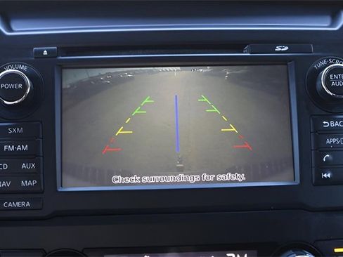 Used 2017 Nissan Titan PRO-4X image 24