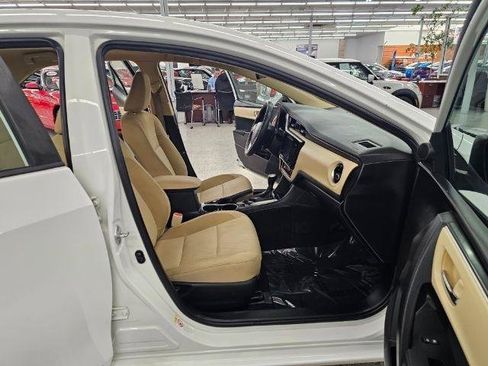 Used 2017 Toyota Corolla LE w/ LE Premium Package image 33