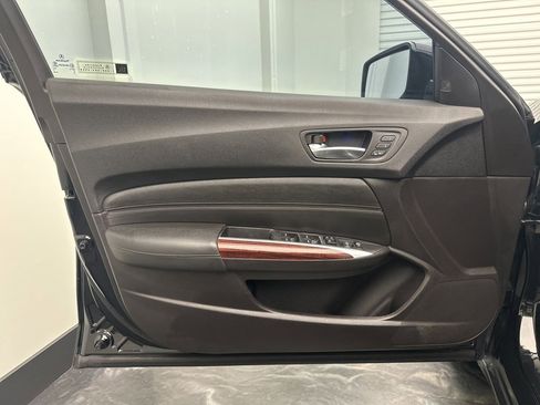 Used 2015 Acura TLX V6 w/ Technology Package image 16