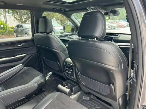 Used 2025 Jeep Grand Cherokee L Altitude RWD image 46