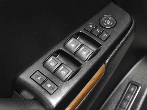 Used 2020 GMC Yukon Denali image 15