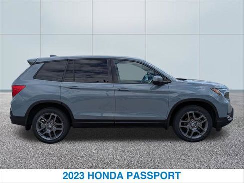 Used 2023 Honda Passport EX-L image 6