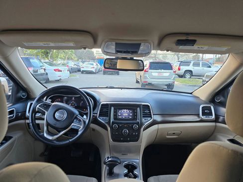 Used 2014 Jeep Grand Cherokee Laredo w/ Quick Order Package 23E image 13