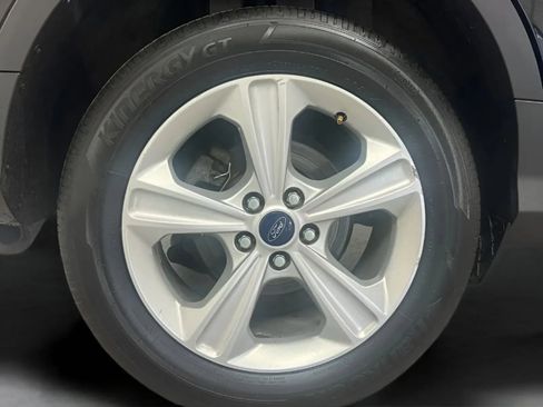 Used 2016 Ford Escape SE w/ Equipment Group 201A FWD image 27