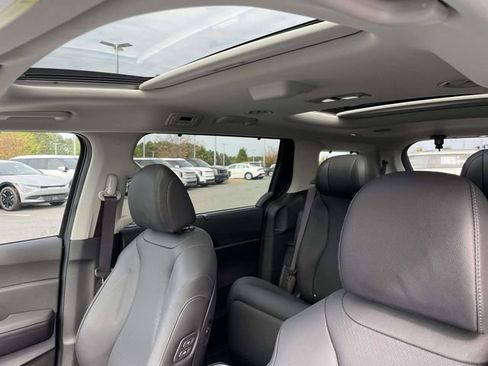 New 2026 Kia Carnival SX Prestige FWD image 27