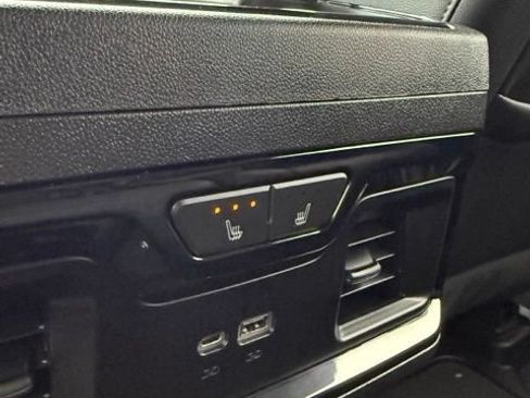 Used 2023 GMC Sierra 1500 AT4 w/ AT4 Preferred Package AWD/4WD image 24