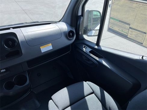 New 2024 Mercedes-Benz Sprinter 144 Cargo image 28