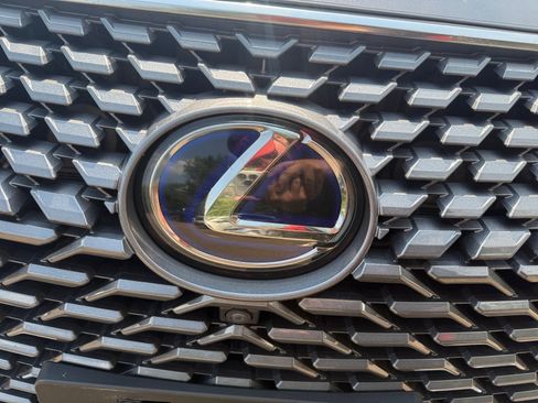 Used 2021 Lexus RX 450h AWD w/ Premium Package image 23