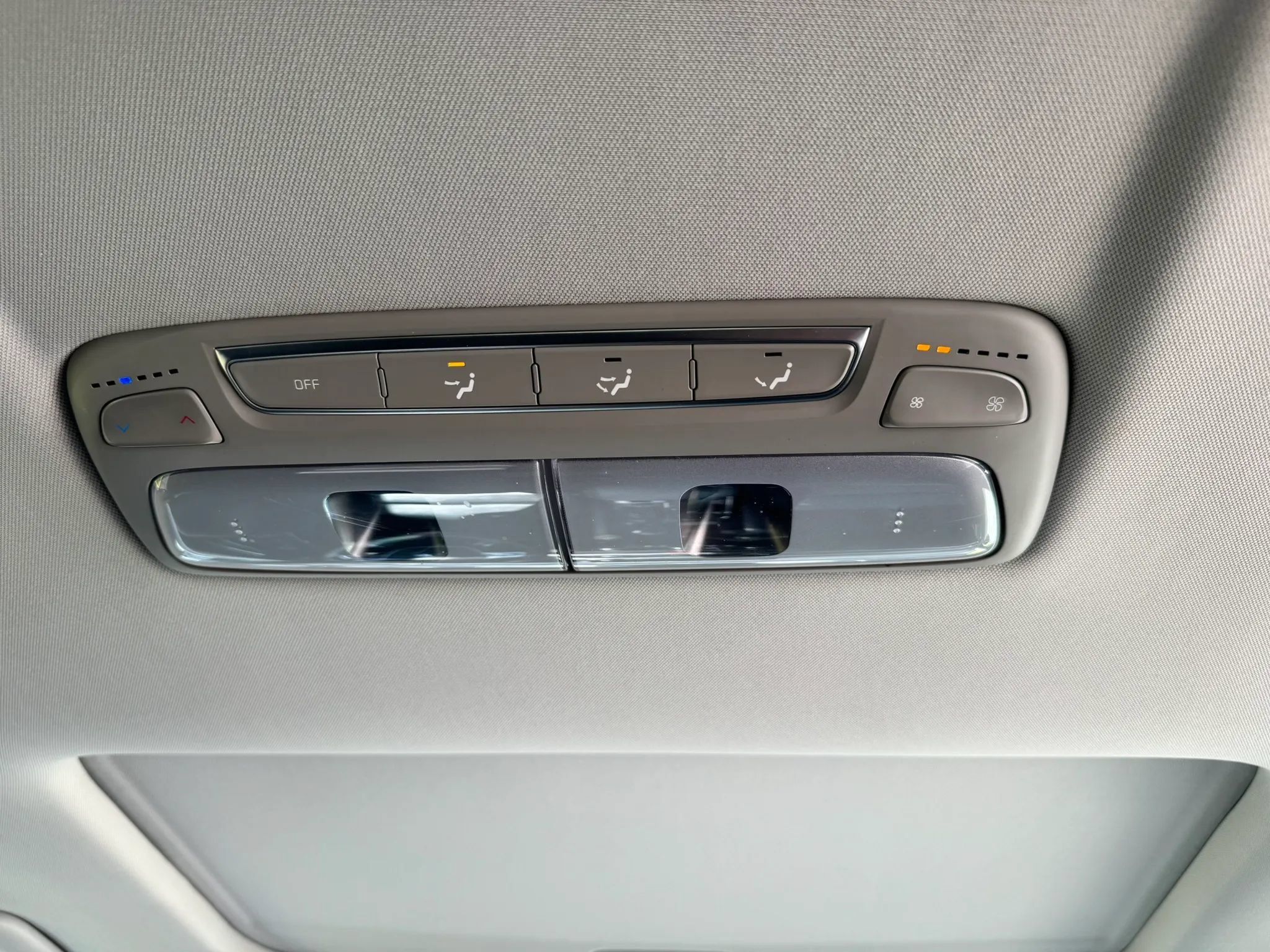 Used 2020 Kia Telluride S AWD/4WD image 41