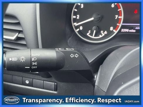 Certified 2025 Nissan Rogue SV image 23