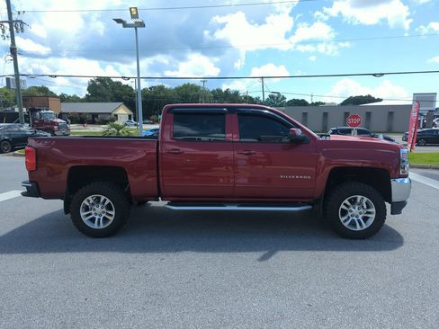 Used 2018 Chevrolet Silverado 1500 LT w/ All Star Edition AWD/4WD image 7