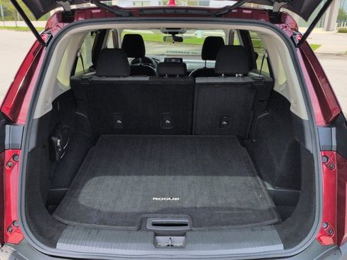 Used 2023 Nissan Rogue SV FWD image 14
