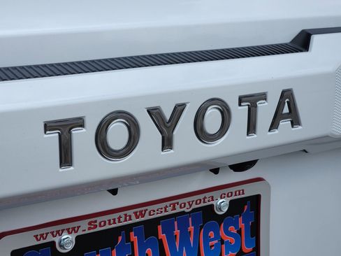 New 2026 Toyota 4Runner Limited AWD/4WD image 11