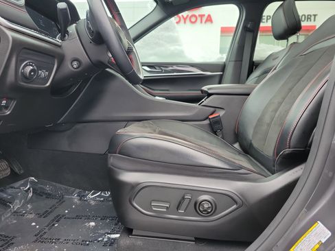 Used 2022 Jeep Grand Cherokee Trailhawk w/ ADV Protech Group II image 16