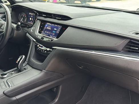 Used 2024 Cadillac XT5 Premium Luxury w/ Technology Package FWD image 33